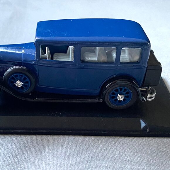 Eligor Diecast Mercedes Benz 1929 Nurburg Blue #1043 Scale 1/43 - Picture 2 of 5